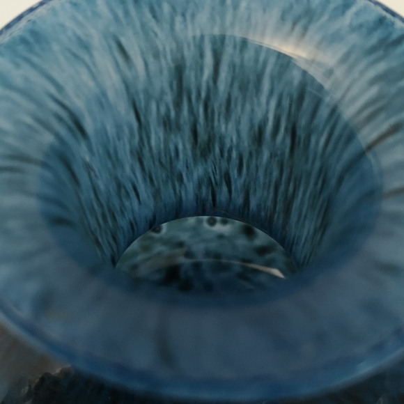 Vintage Squat Vase by Well-known Glass Artist Bertil Vallien, Kosta Boda, Signed - Picture 6 of 6